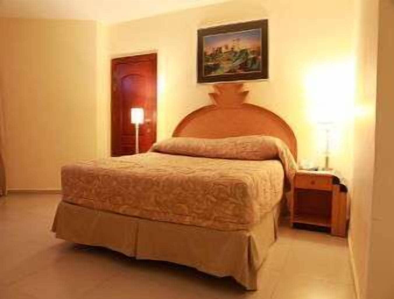 Ramada By Wyndham Princess Santo Domingo Exterior foto