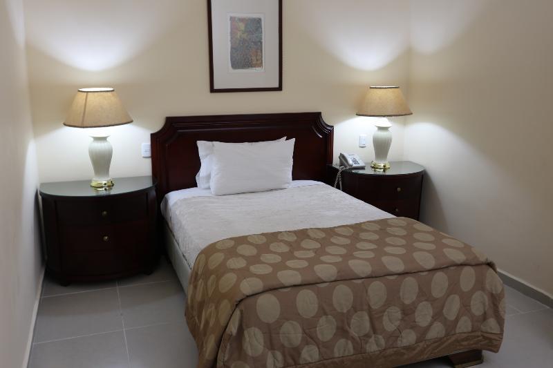 Ramada By Wyndham Princess Santo Domingo Exterior foto